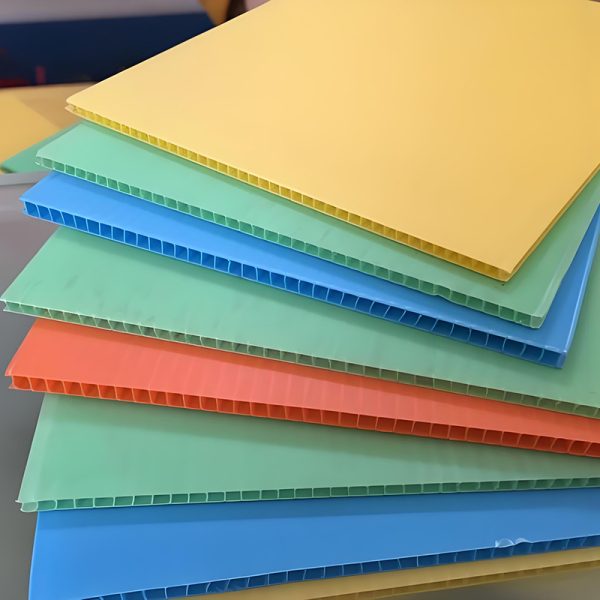 Coloured Polypropylene PP Plastic Twin Wall Hollow Fluted Cardboard Sheets/Plastic Corrugated Board