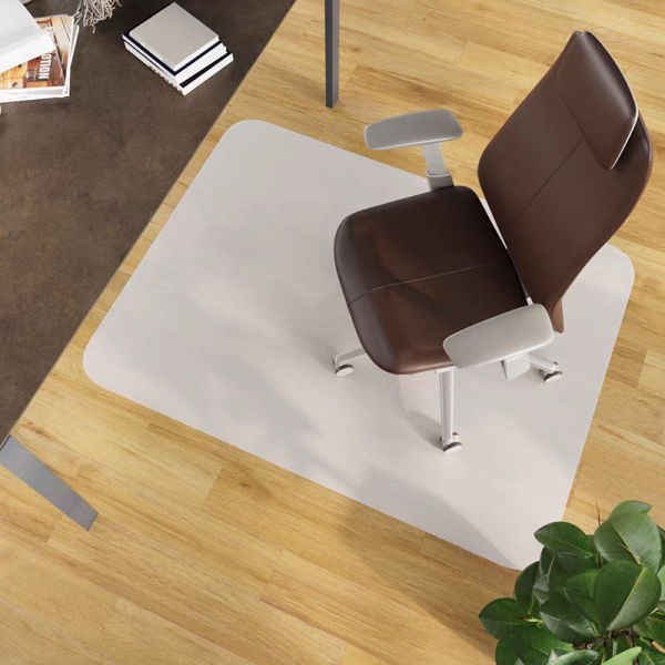 PP Transparent Sheets Board Chair Mat for Home Use Sustainable Office Furniture Accessory with Washable Feature