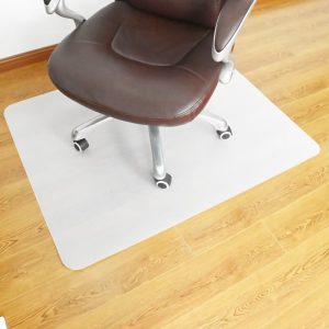 PP Transparent Sheets Board Chair Mat for Home Use Sustainable Office Furniture Accessory with Washable Feature